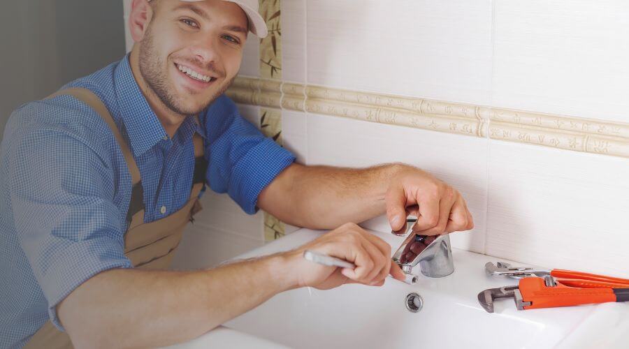 Handle or spout repair in Mount Olive, MS